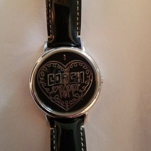 Coach Poppy watch black patent leather excellent c